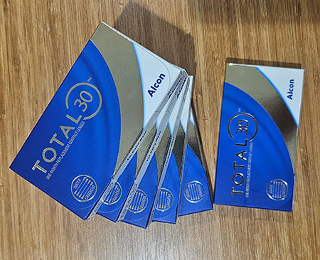 Alcon Total 30: Aylık Lenslerde "Yokmuş Hissi" Yaratan Devrim