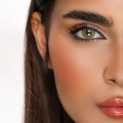 Desio Lush Green renkli kontakt lens — gözde görünümü